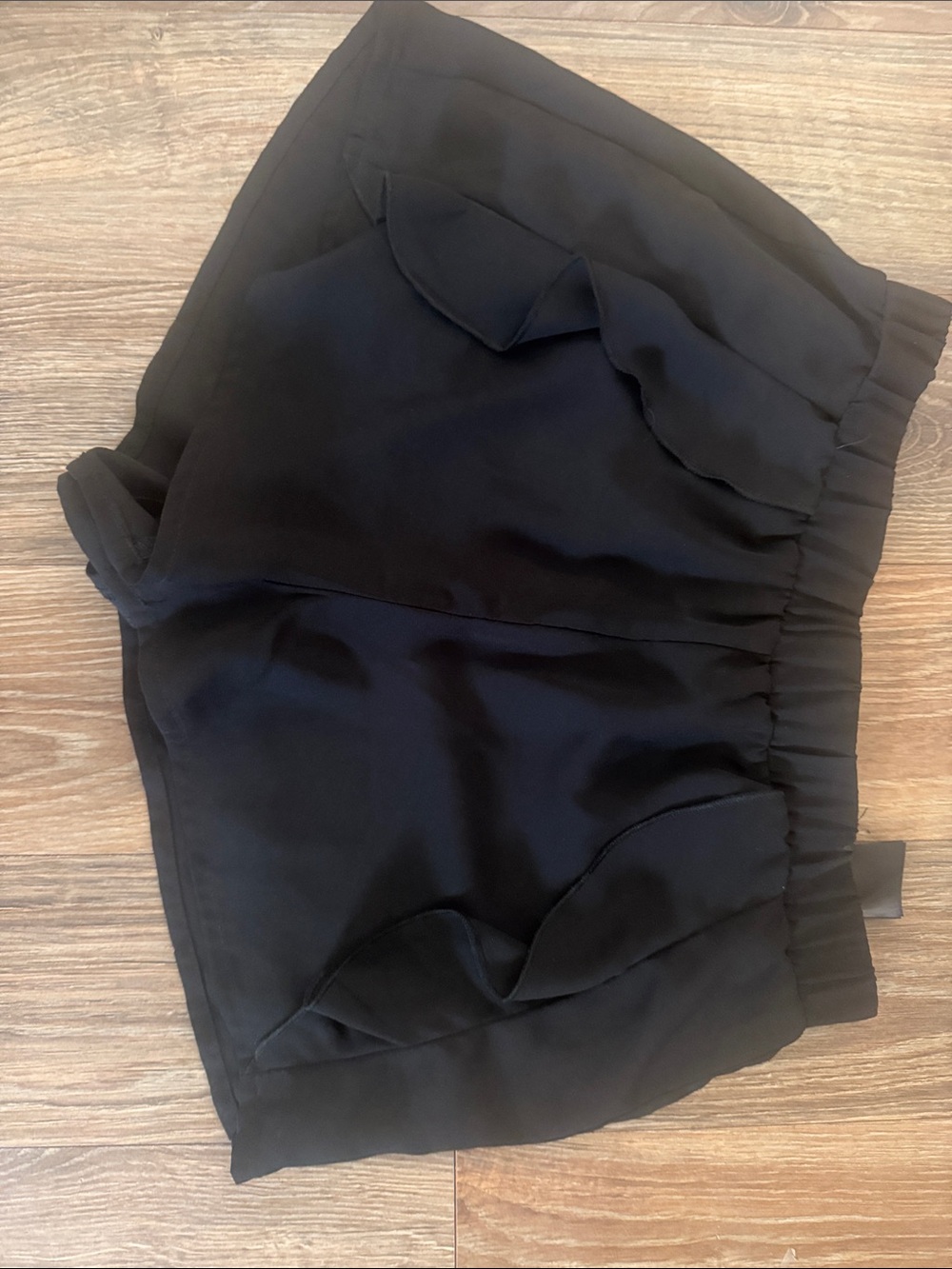 H&M Black High-Waist Ruffled Shorts
